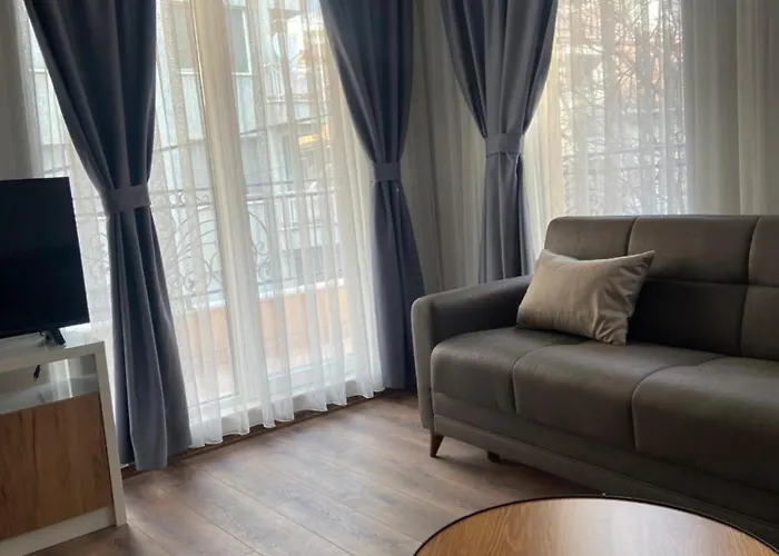 M&m Center With Free Parking Apartment