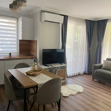 M&m Center With Free Parking Apartment *