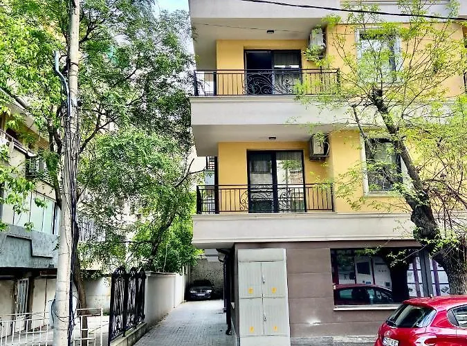 M&m Center With Free Parking Apartment *