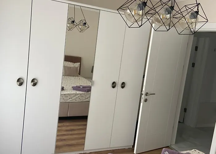 M&m Center With Free Parking Апартаменти